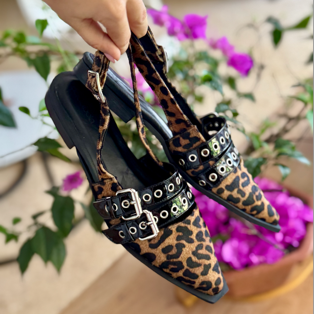 Flat Isabela Print